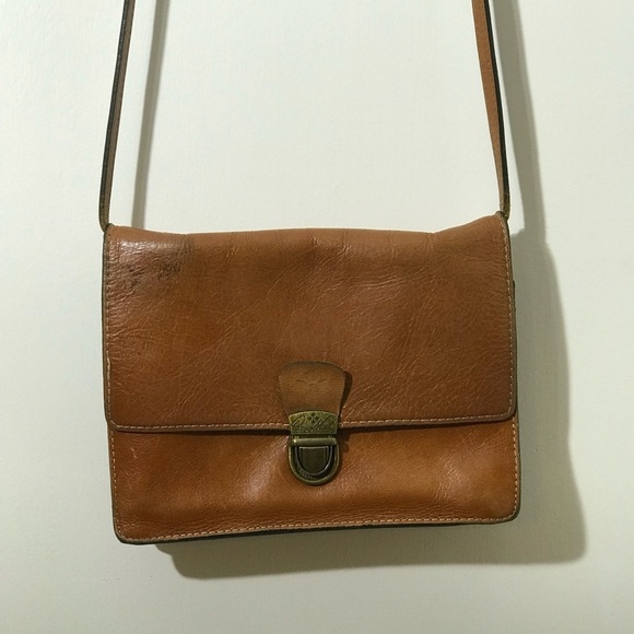 Patricia Nash Handbags - Patricia Nash Leather Purse Organizer Crossbody Shoulder Detachable Strap